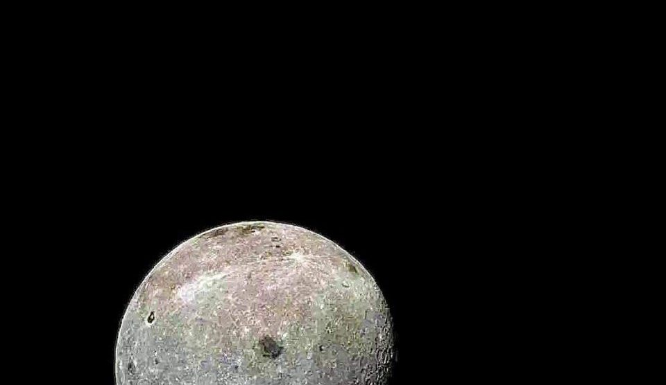 پشت پنهان ماه
